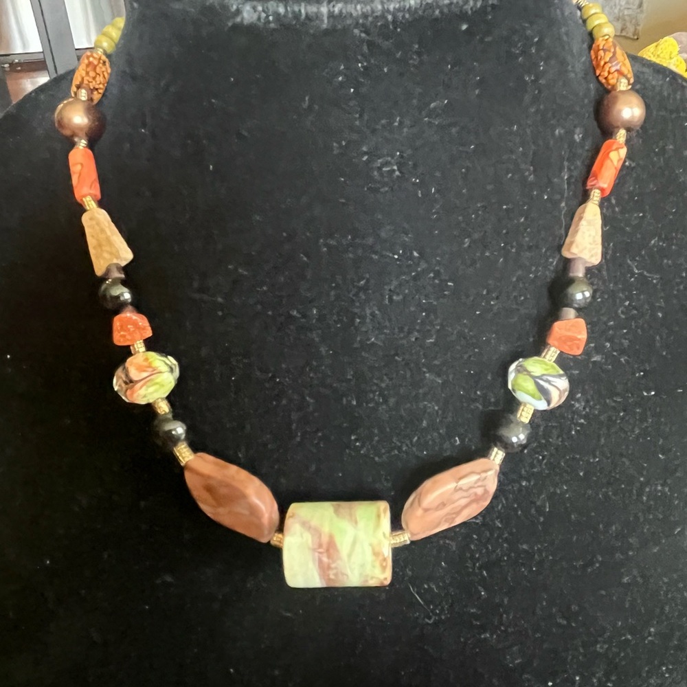 Necklace - Picture 3 of 5